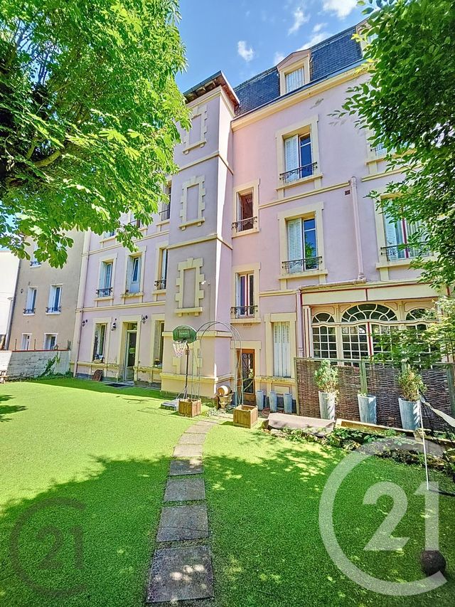 maison à vendre - 22 pièces - 856.6 m2 - CHATEL GUYON - 63 - AUVERGNE - Century 21 Agence Girard