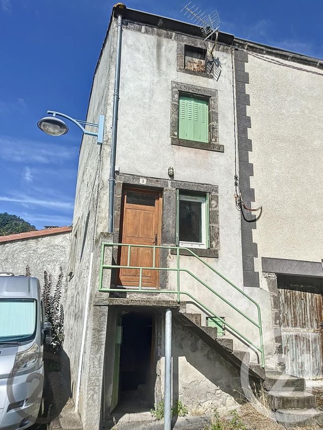 maison à louer - 2 pièces - 30.3 m2 - SAYAT - 63 - AUVERGNE - Century 21 Agence Girard