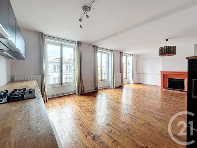 Appartement F3 à vendre - 3 pièces - 79.05 m2 - RIOM - 63 - AUVERGNE - Century 21 Agence Girard